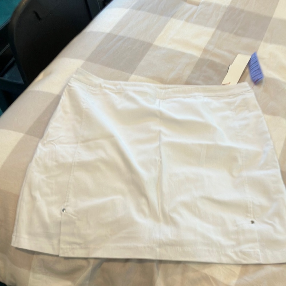 NWTSkort never worn